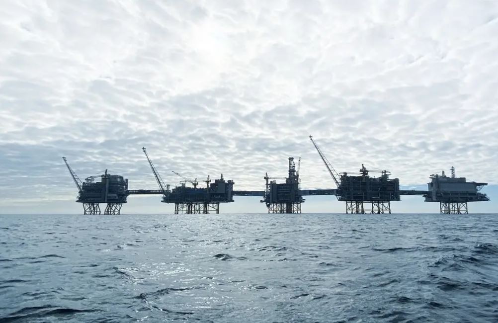 Equinor to boost oil and gas production while reducing renewable investment