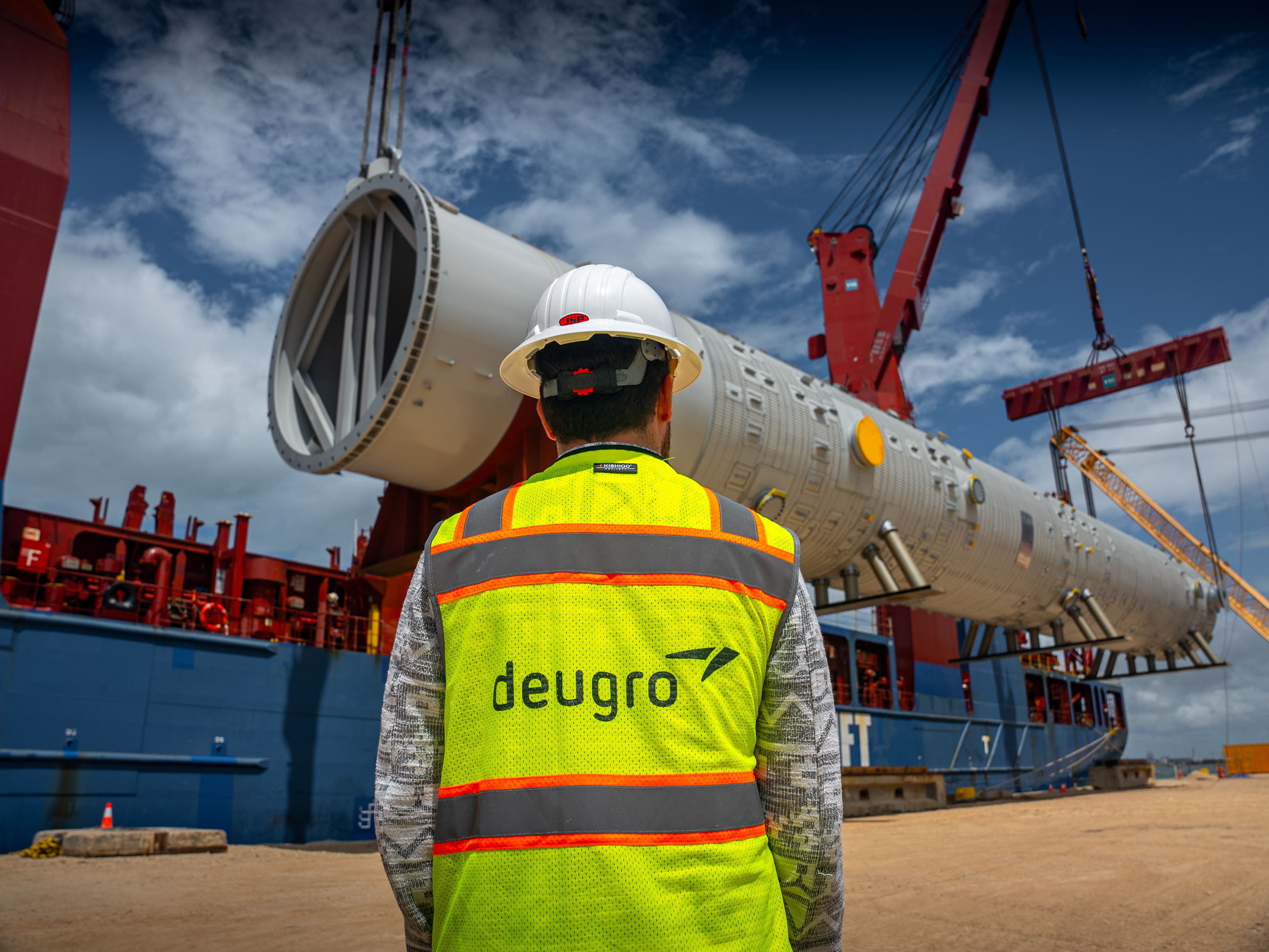 deugro delivers for US petrochemical plant