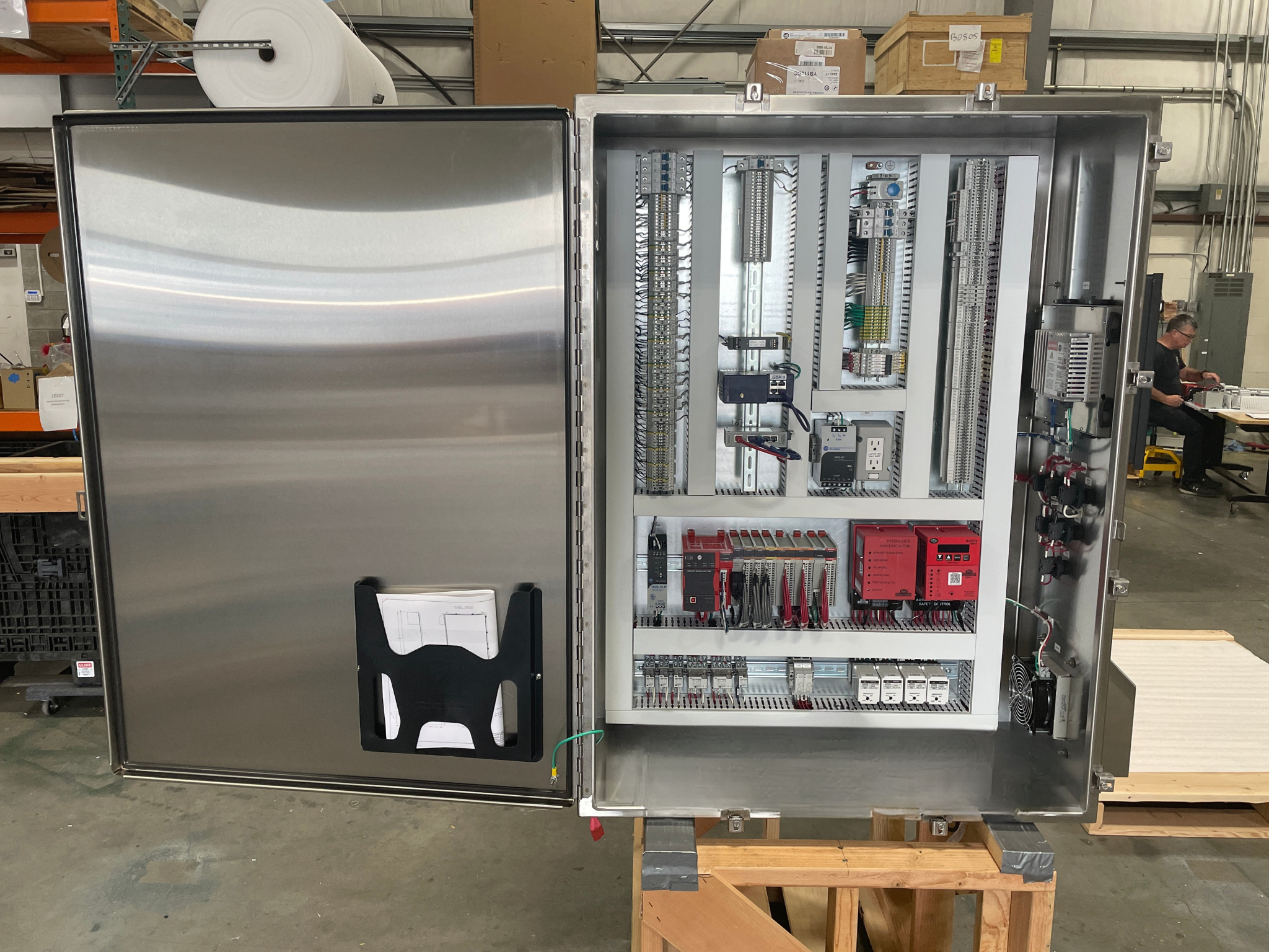 Advanced combustion controls for petrochemical manufacturing applications